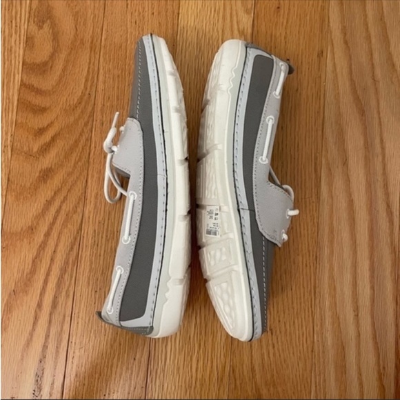 Grey & White Shoes - Picture 6 of 9